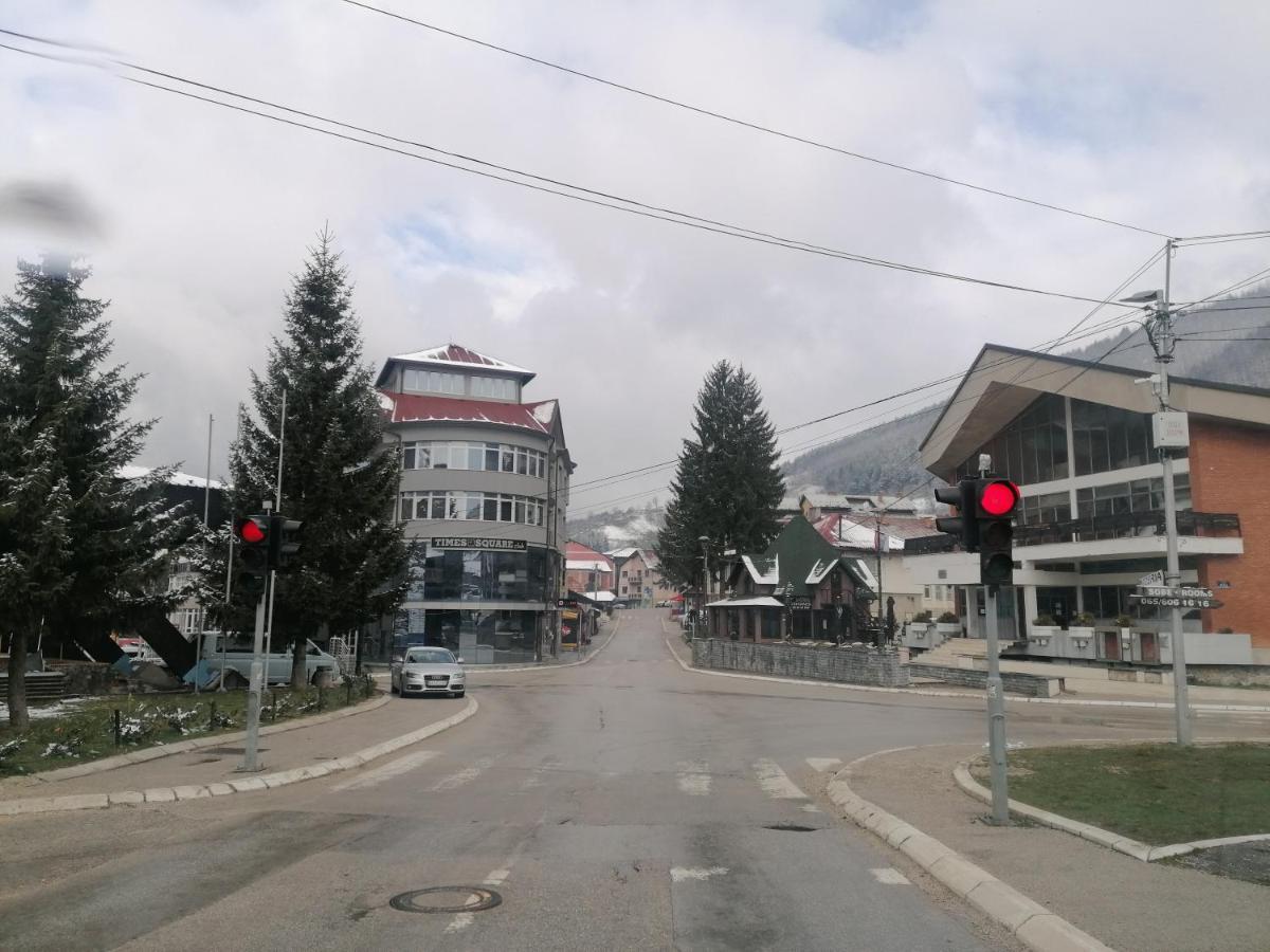 Apartman Aischa Nova Varos Bagian luar foto
