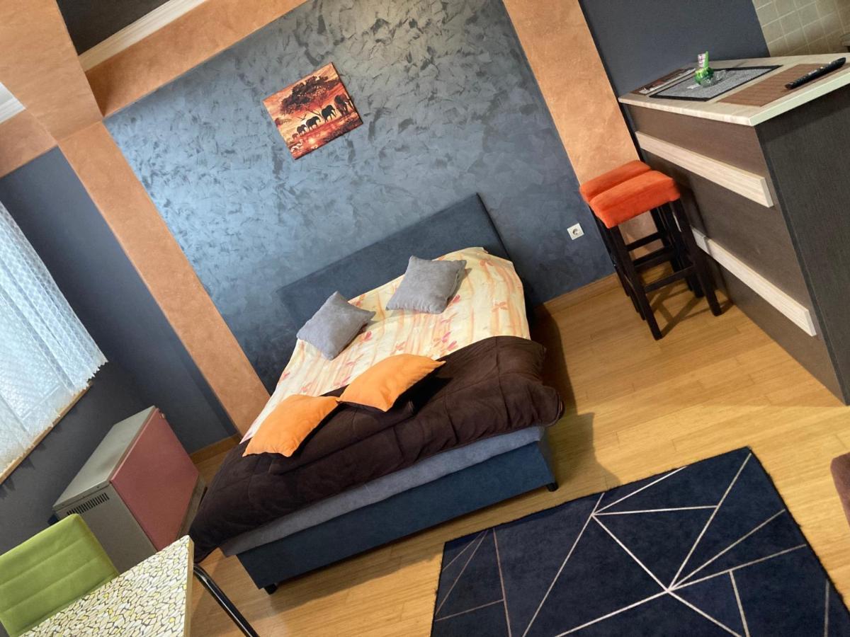 Apartman Aischa Nova Varos Bagian luar foto