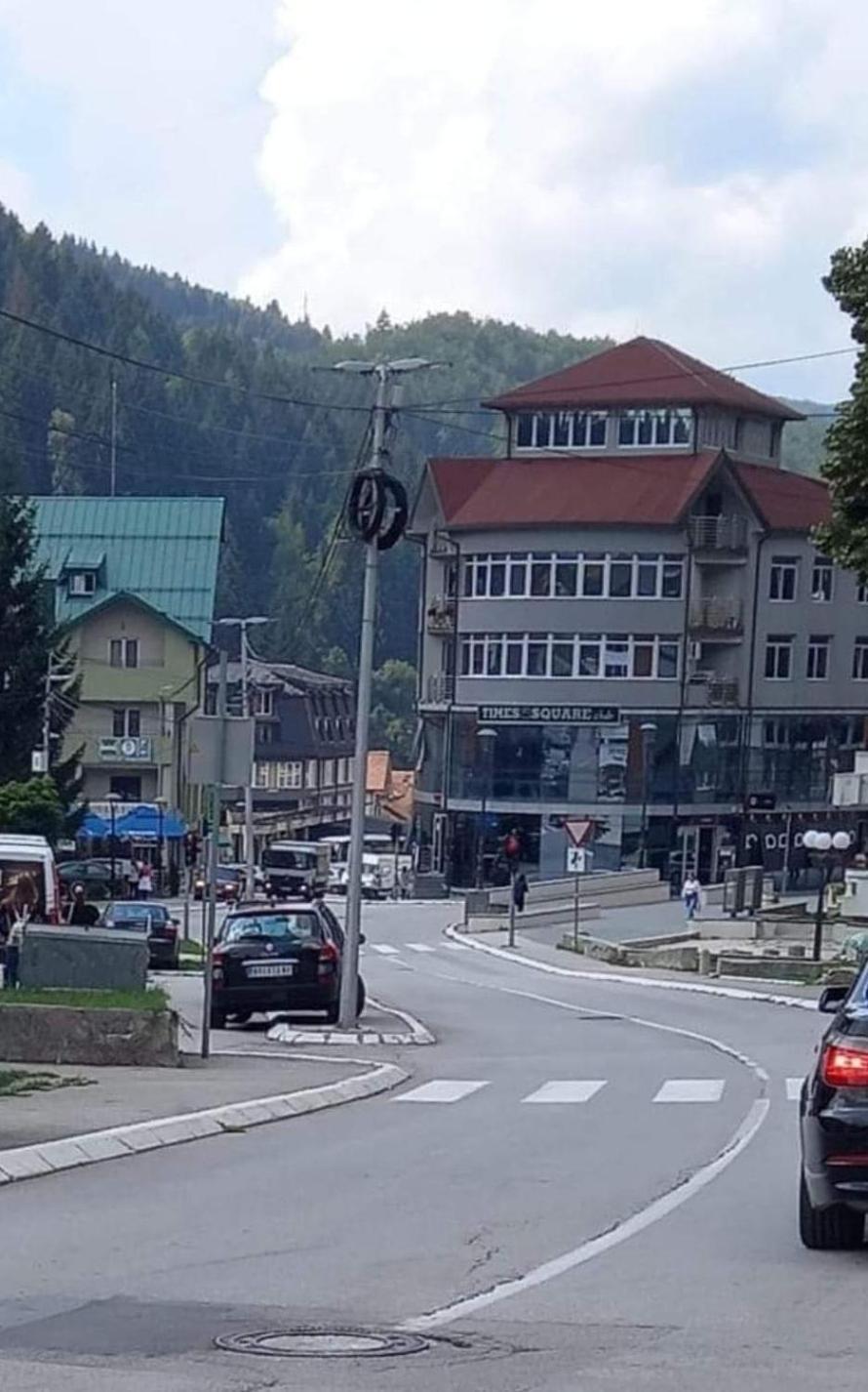 Apartman Aischa Nova Varos Bagian luar foto