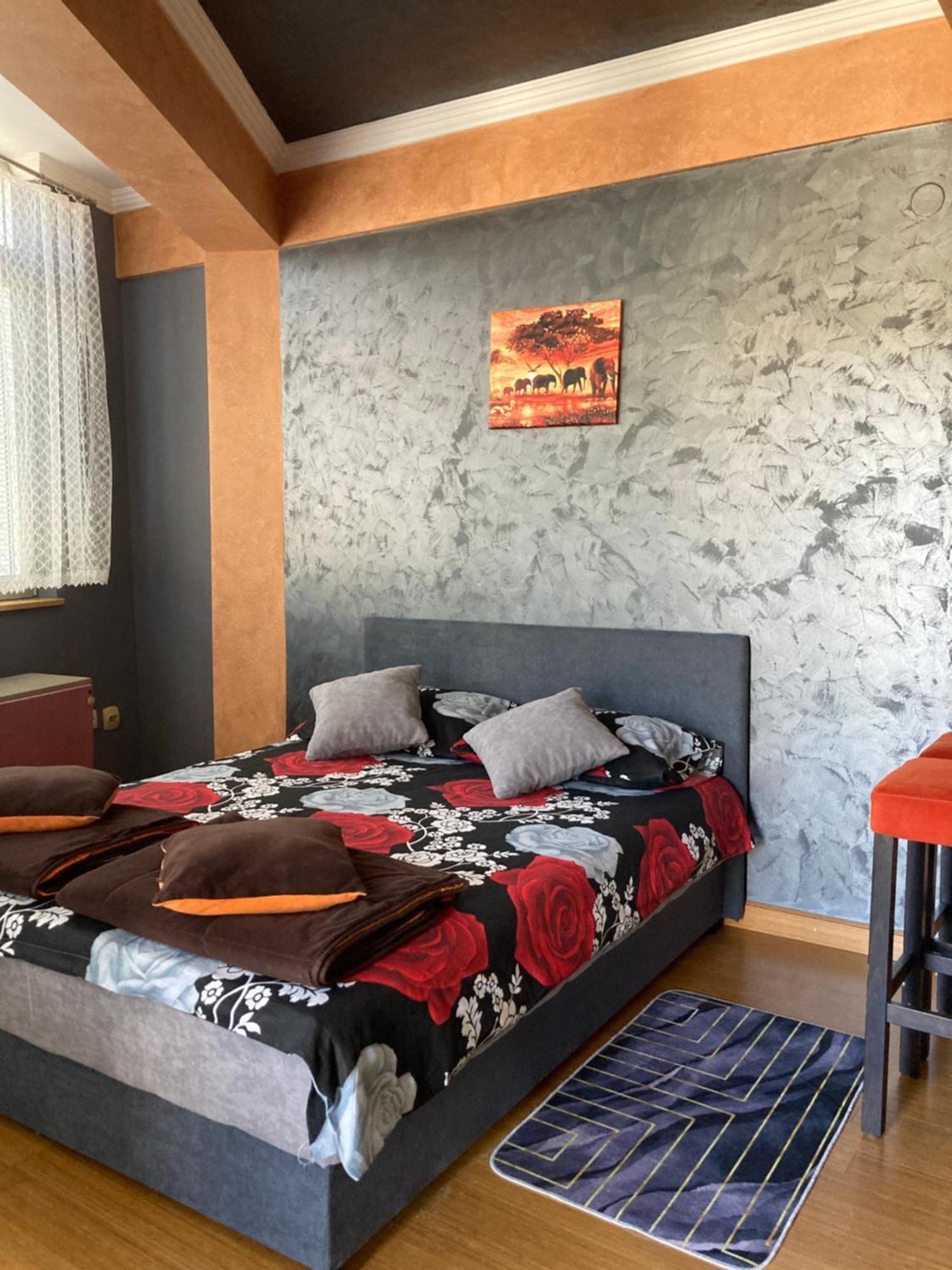 Apartman Aischa Nova Varos Bagian luar foto