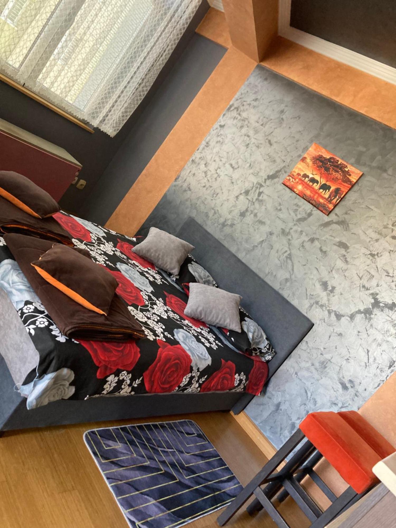 Apartman Aischa Nova Varos Bagian luar foto