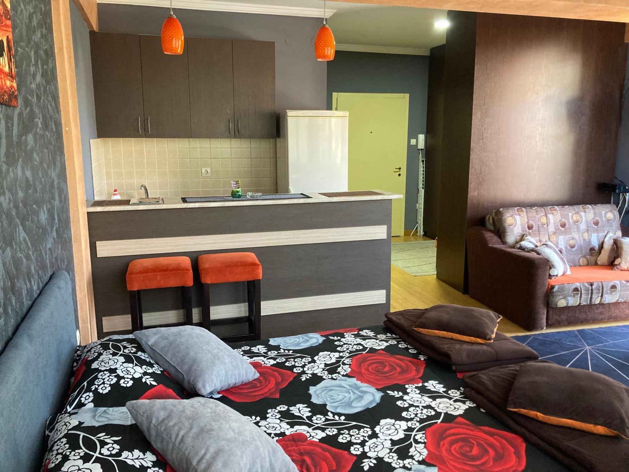 Apartman Aischa Nova Varos Bagian luar foto